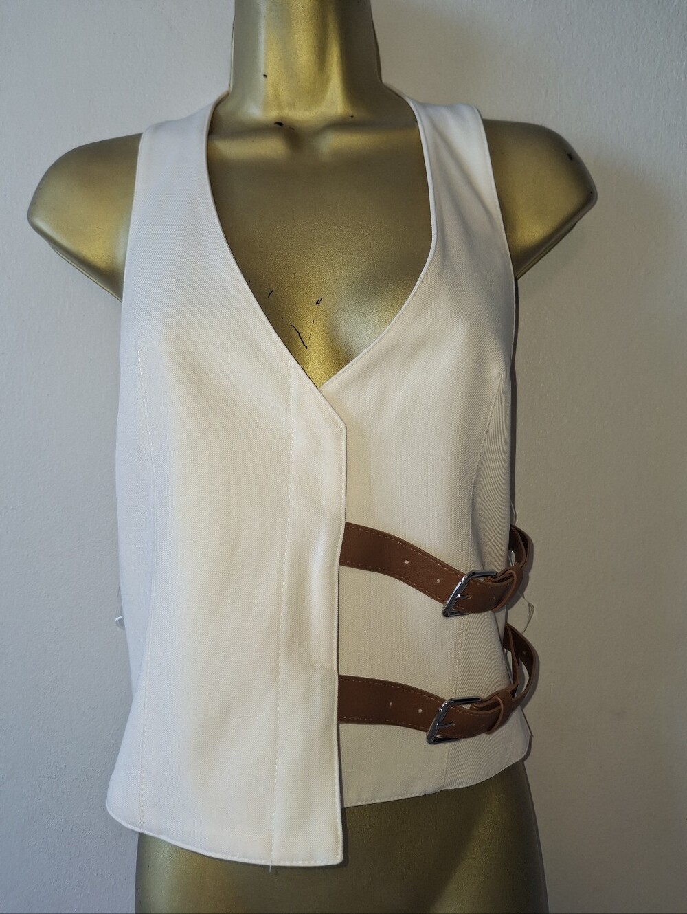 Women's Cream V-Neck Buckle Detail Top